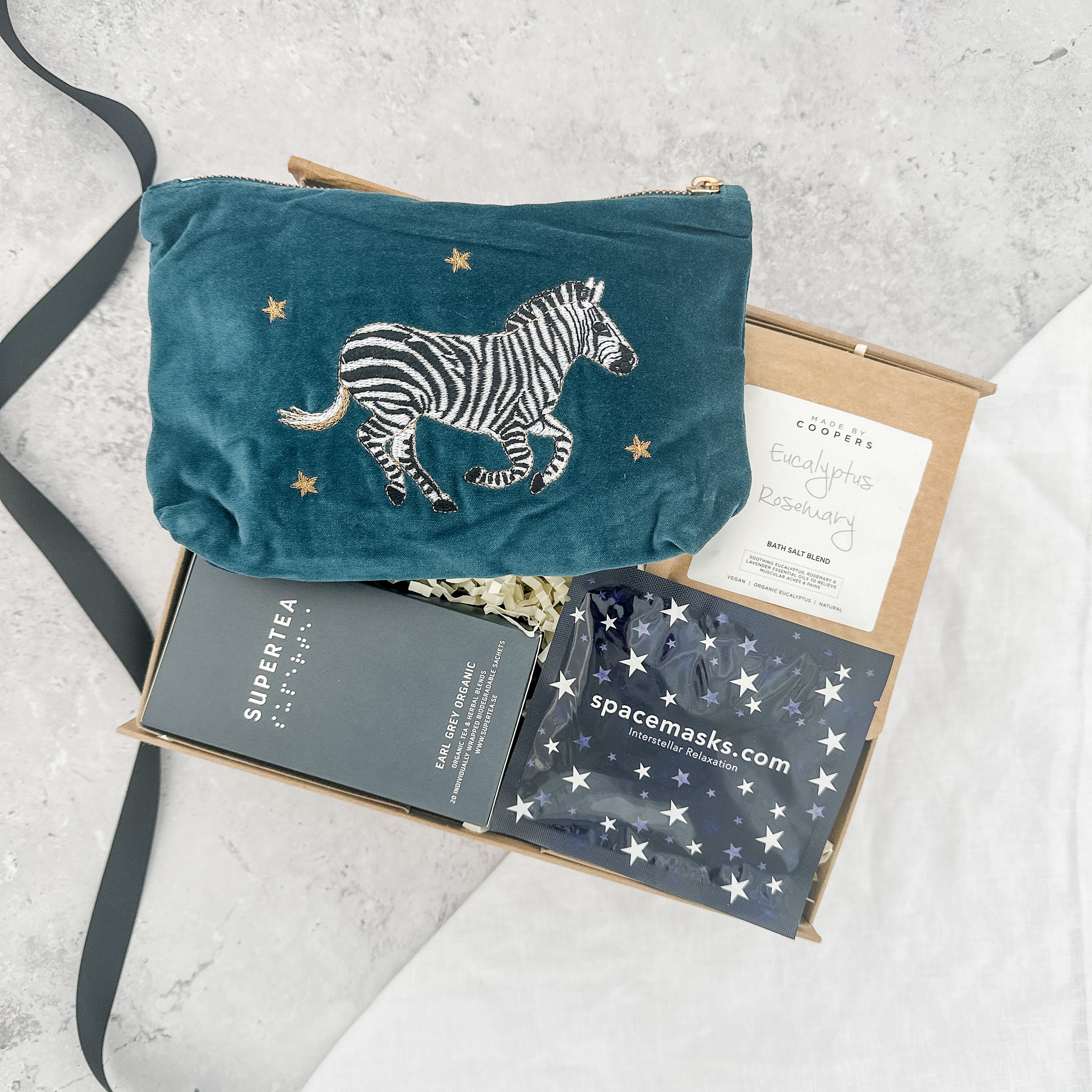 NIGHT SKIES GIFT BOX