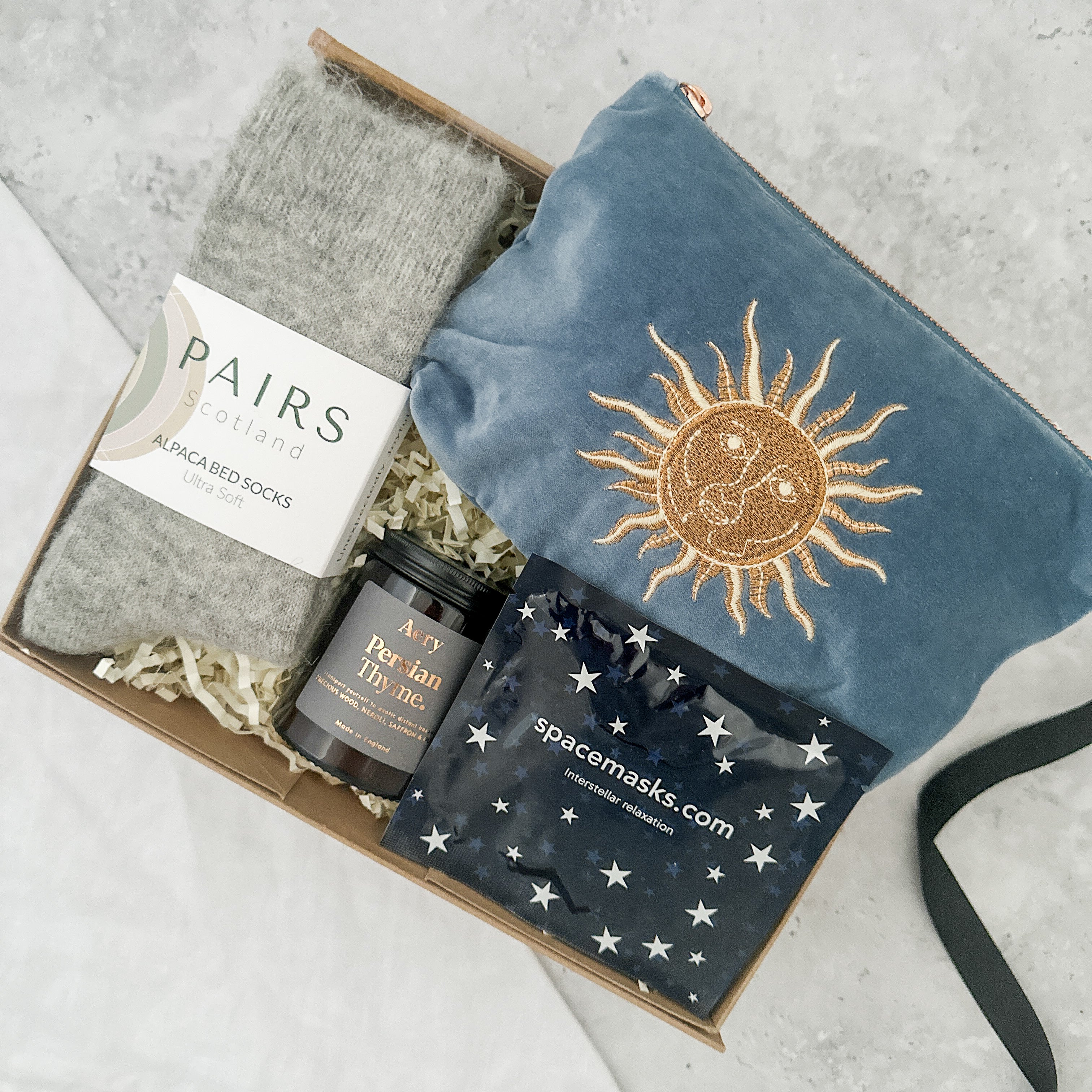 WINTER WISH GIFT BOX